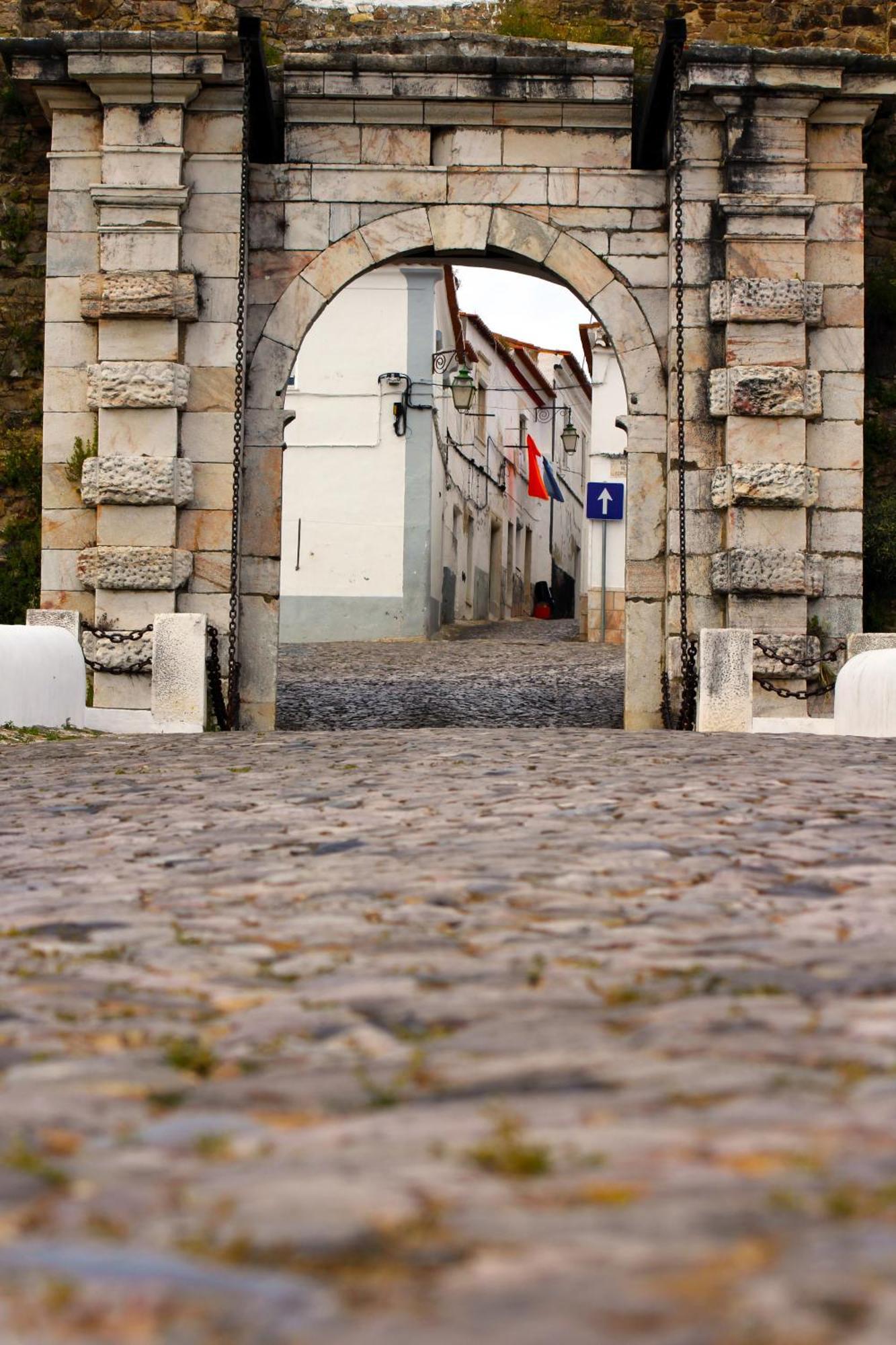 Pateo Dos Solares Charm Hotel Estremoz Exterior foto